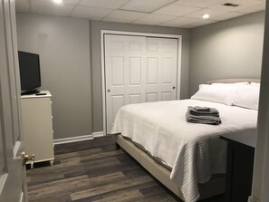 1 bedroom, iron/ironing board, WiFi, bed sheets