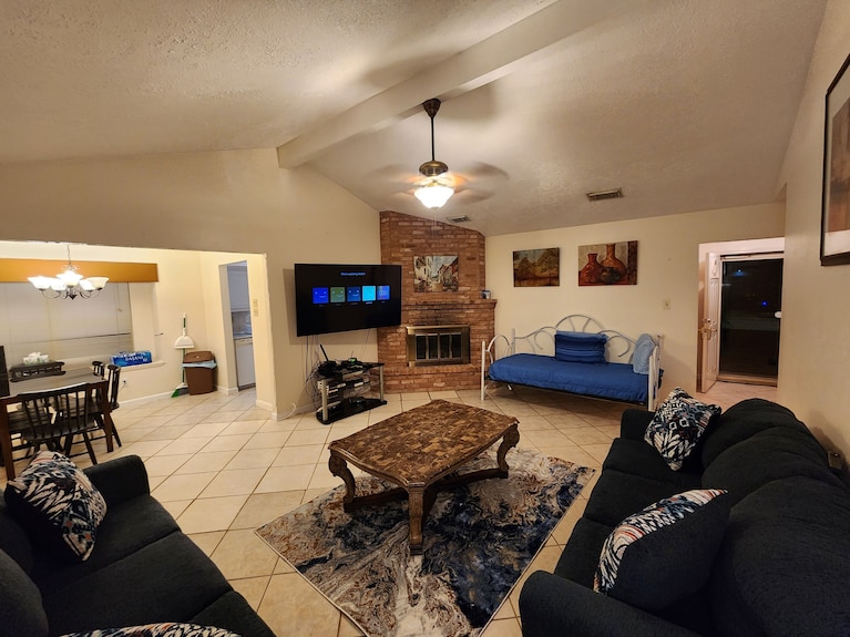 The Middle Of Everywhere. 30 Min Or Less To Med. Center, Galleria, Kemah, Nasa - Baytown, TX