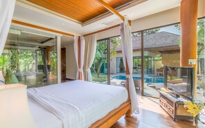 3 bedrooms, in-room safe, WiFi, bed sheets - Please do not book.  I am tring to unlist this property (Thalang)