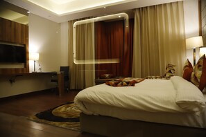 Executive Suite, 1 Bedroom - Lotus Ananta Elite Kota (Kota)