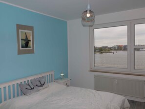 2 Schlafzimmer, WLAN, Bettwäsche, Rollstuhlgeeignet