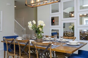 Dining - Gorgeous 5 bed home, steps to the clubhouse 4712 (Kissimmee)