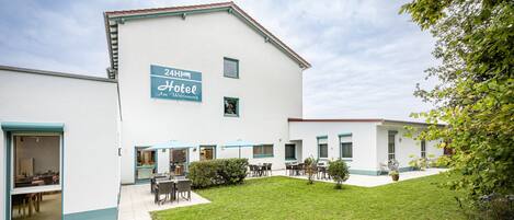 Fachada da propriedade