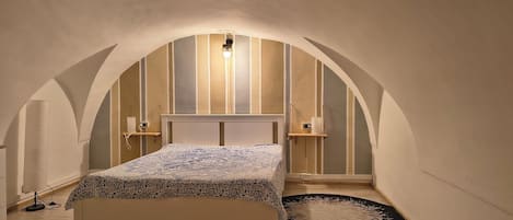 Superior Suite, Ensuite (Luna) | 2 bedrooms, down comforters, free cribs/infant beds, free WiFi