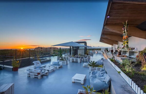 Pool views, open daily - Salgados Beach Vila das Lagoas (Albufeira)