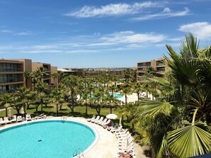 Deluxe Apartment, 2 Bedrooms, Pool View (1) | Pool | 7 outdoor pools, pool umbrellas, sun loungers - Salgados Beach Vila das Lagoas (Albufeira)