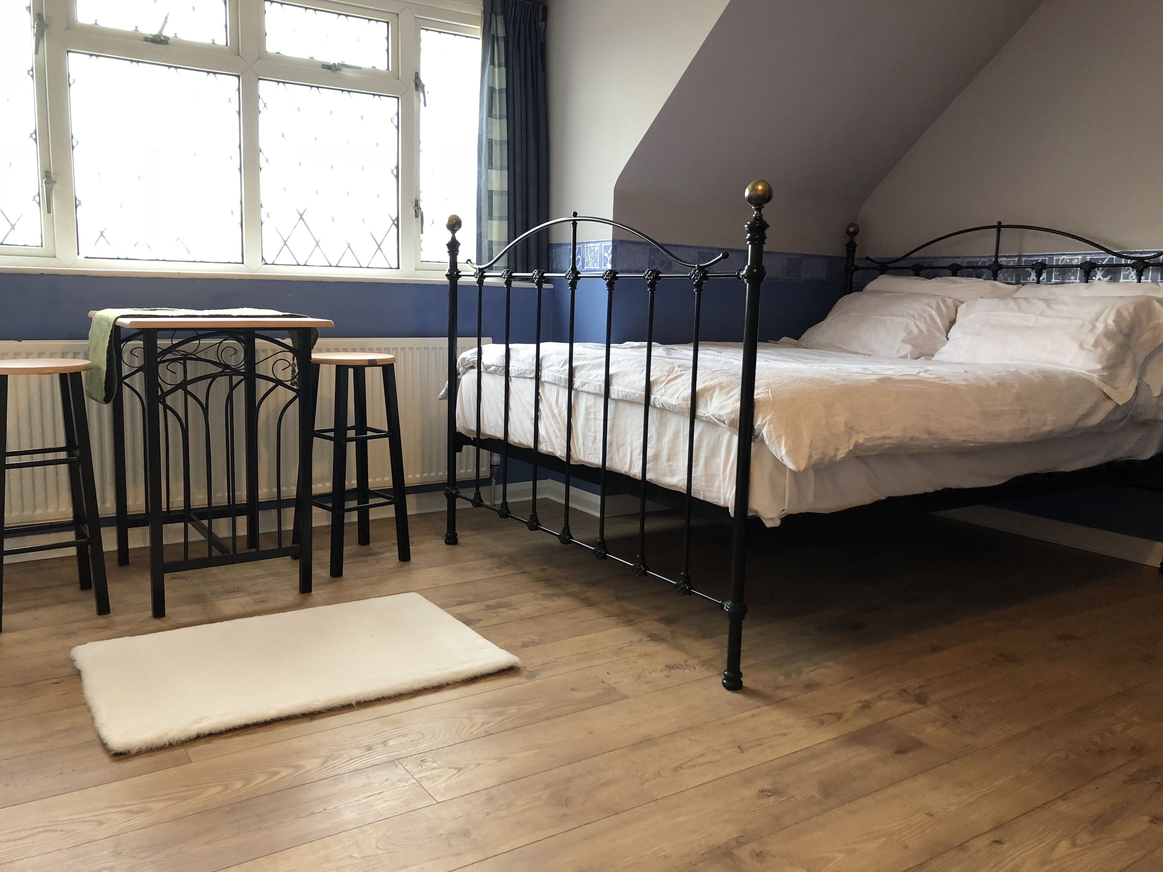 Trang trí khác biệt, trang bị nội thất với thiết kế riêng biệt 