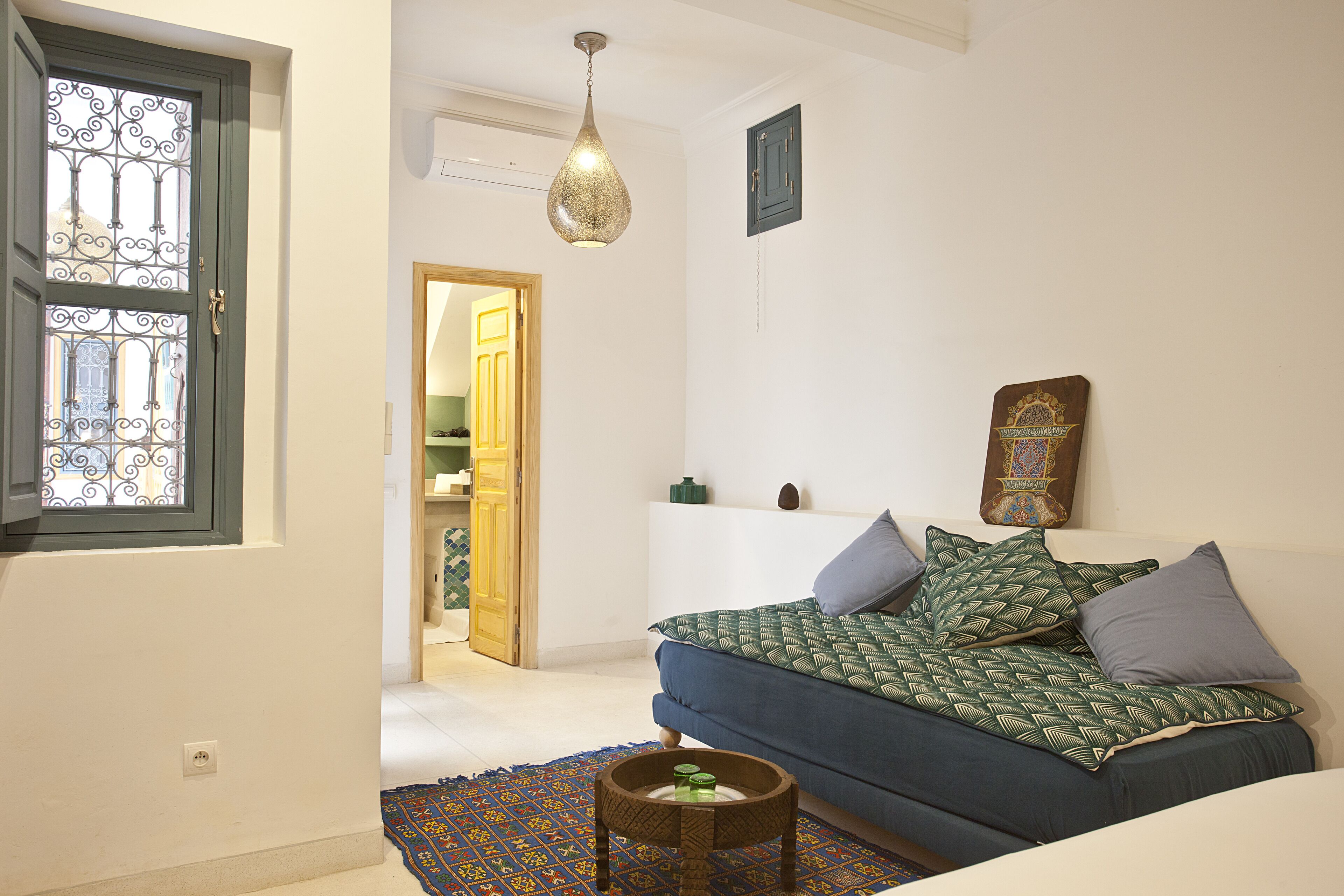 Photo - Riad Alamine