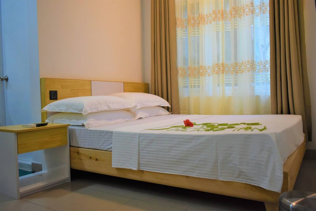 Superior Double Room | In-room safe, laptop workspace, iron/ironing board (on request)