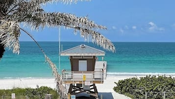Beach nearby, beach towels