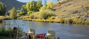 Outpost: Alpine Cottage Studio