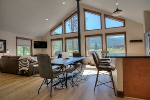 Interior - New Modern Cabin w/AMAZING VIEWS, hot tub, private pond, & super close to town (Breckenridge)