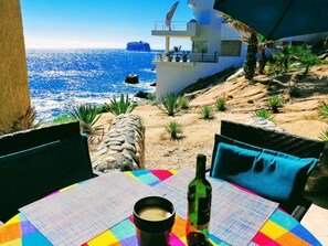 Outdoor dining - OCEANFRONT GROUND FLOOR 2 BEDROOM END UNIT INDOOR/OUTDOOR LIVING AT IT'S BEST (Cabo San Lucas)