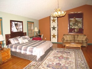 4 dormitoris, planxa i posts de planxar, wifi gratuïta i roba de llit 