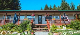 Front Room Lynnview Lodge