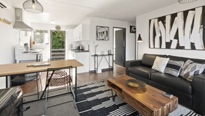 Apartment, 2 Bedrooms, Kitchen, Partial Lake View | Living area - Scenic 1 (Queenstown)