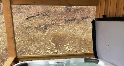 Rock Hill Cabins - Bear Den