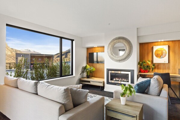 Interior - Taha Apartment (Arthur's Point)