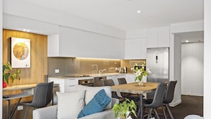 Apartment, 2 Bedrooms, Non Smoking, Ground Floor | Living area - Taha Apartment (Arthur's Point)