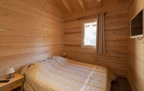 4 quartos, berço de viagem, Wi-Fi de cortesia, roupa de cama