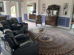 Lobby - Stress Free.  Gorgeous View. Private pool.  (Sebastian)