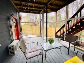 Casa Deluxe, 1 habitación, cocina, planta baja | Terraza o patio