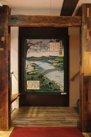 Pintu masuk interior