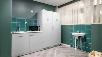 Fridge, microwave, coffee/tea maker, electric kettle