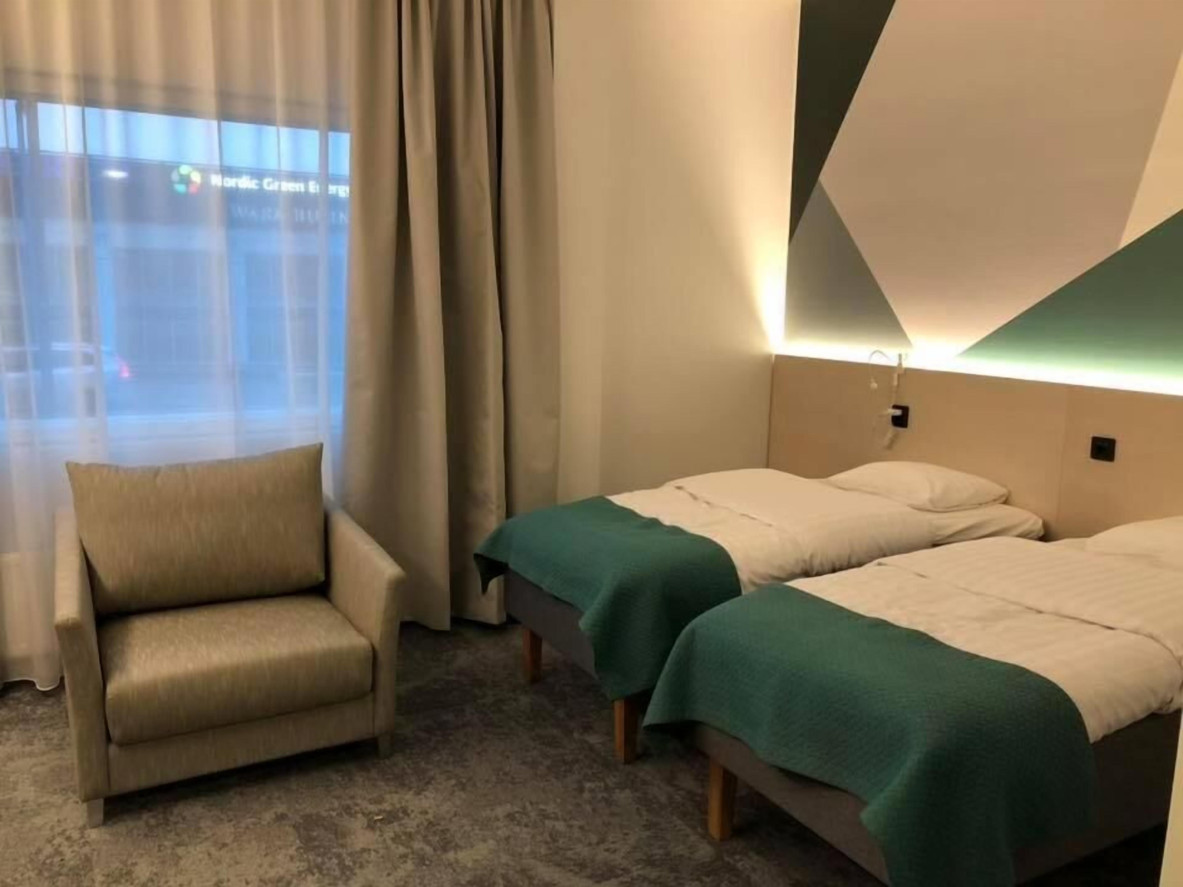 blackout curtains, cots/infant beds, free wifi, bed sheets