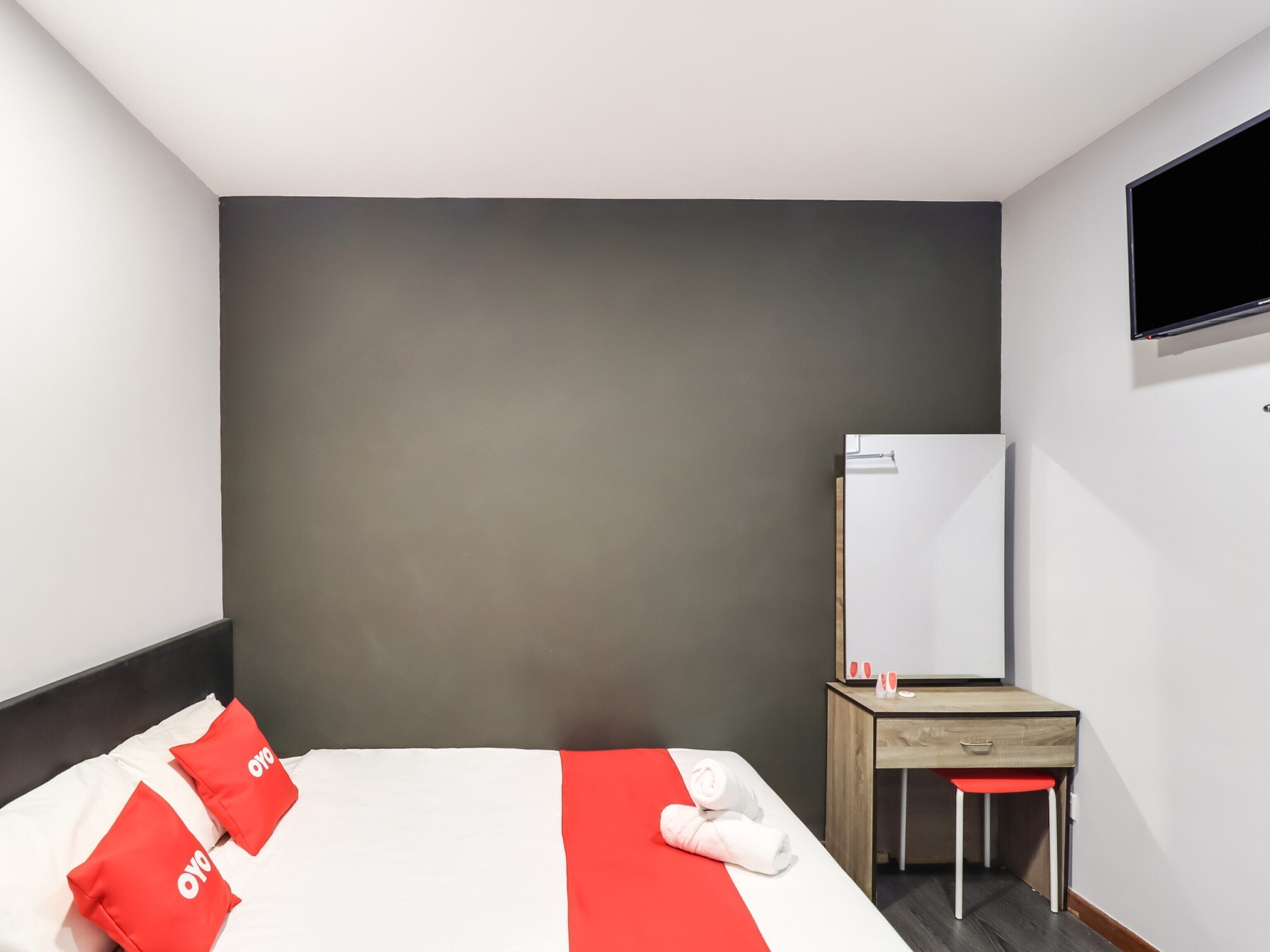 Free WiFi, bed sheets