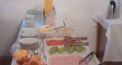 WHITE HOUSE MACHUPICCHU