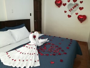 8 Schlafzimmer, WLAN