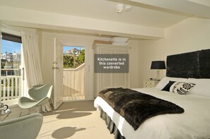1 chambre, coffres-forts dans les chambres, fer et planche à repasser