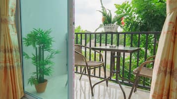 Deluxe Room | Balcony