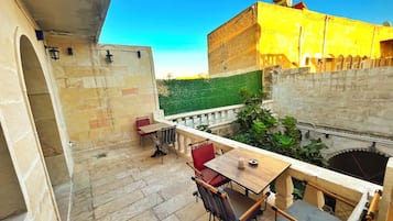 Family Room, Multiple Beds | Terrace/patio