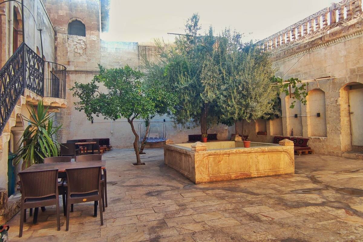 تجهيزات عازلة للصوت وواي فاي مجانًا