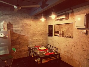 Dining - Relax Station Homestay (Melaka)