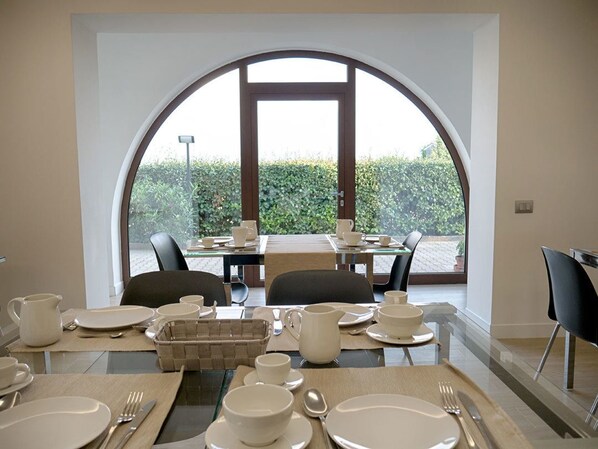 Free daily continental breakfast - Villa dei Tigli Resort & SPA (Pietrelcina)