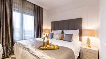 Herbergi með tvíbreiðu rúmi - svalir (5) | Rúmföt af bestu gerð, rúm með memory foam dýnum, öryggishólf í herbergi