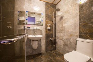Chambre Quadruple | Salle de bain