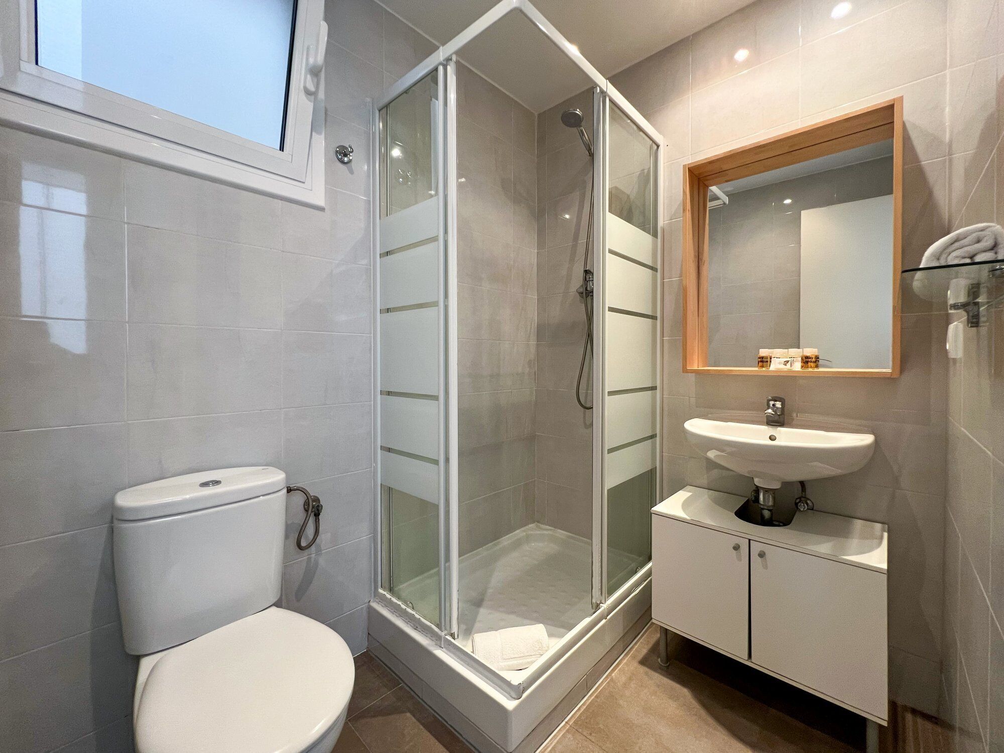 아파트, 침대(여러 개) (2 Bedrooms) | 욕실 | 샤워 시설, 레인폴 샤워기, 헤 어드라이어, 타월