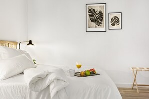 Apartment, 2 Bedrooms | 2 bedrooms, iron/ironing board, free WiFi, bed sheets - Stay U-nique Apartments Fabra i Puig (Barcelona)