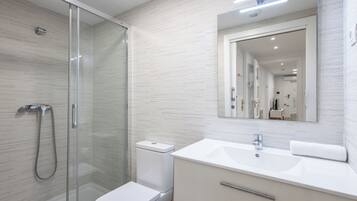 Apartment, 2 Bedrooms | Bathroom | Bathtub, hair dryer, towels, soap