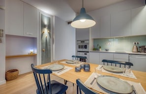 Apartment (1 Bedroom) | Interior