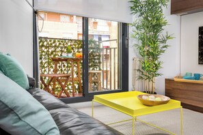 Apartamento (4 Bedrooms) | Sacada