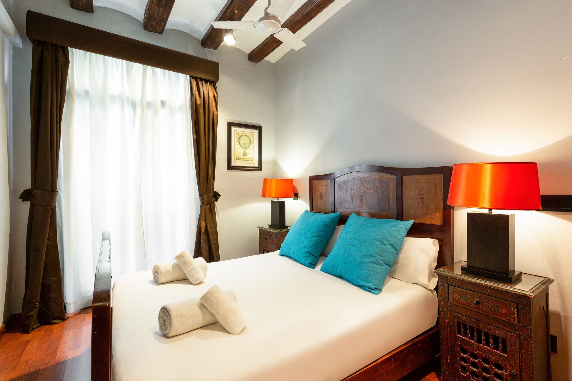 อพาร์ทเมนท์ (2 Bedrooms) | 2 ห้องนอน, เตารีด/โต๊ะรีดผ้า, เปล/เตียงเด็กอ่อน (ฟรี), Wi-Fi ฟรี