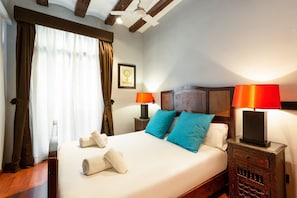 Apartment (2 Bedrooms) | 2 bedrooms, iron/ironing board, free cribs/infant beds, free WiFi - Stay U-nique Apartments Obradors (Barcelona)