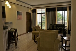 Apartemen, 2 kamar tidur | Ruang keluarga