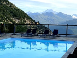 Piscine extérieure, piscine chauffée
