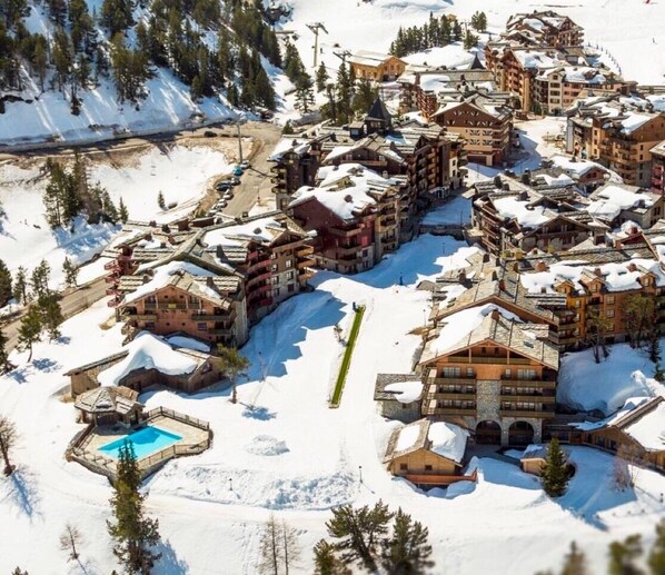 Exterior - Arc 1950 Manoir Savoie 5 * Ski in ski out (Les Arcs 1950)